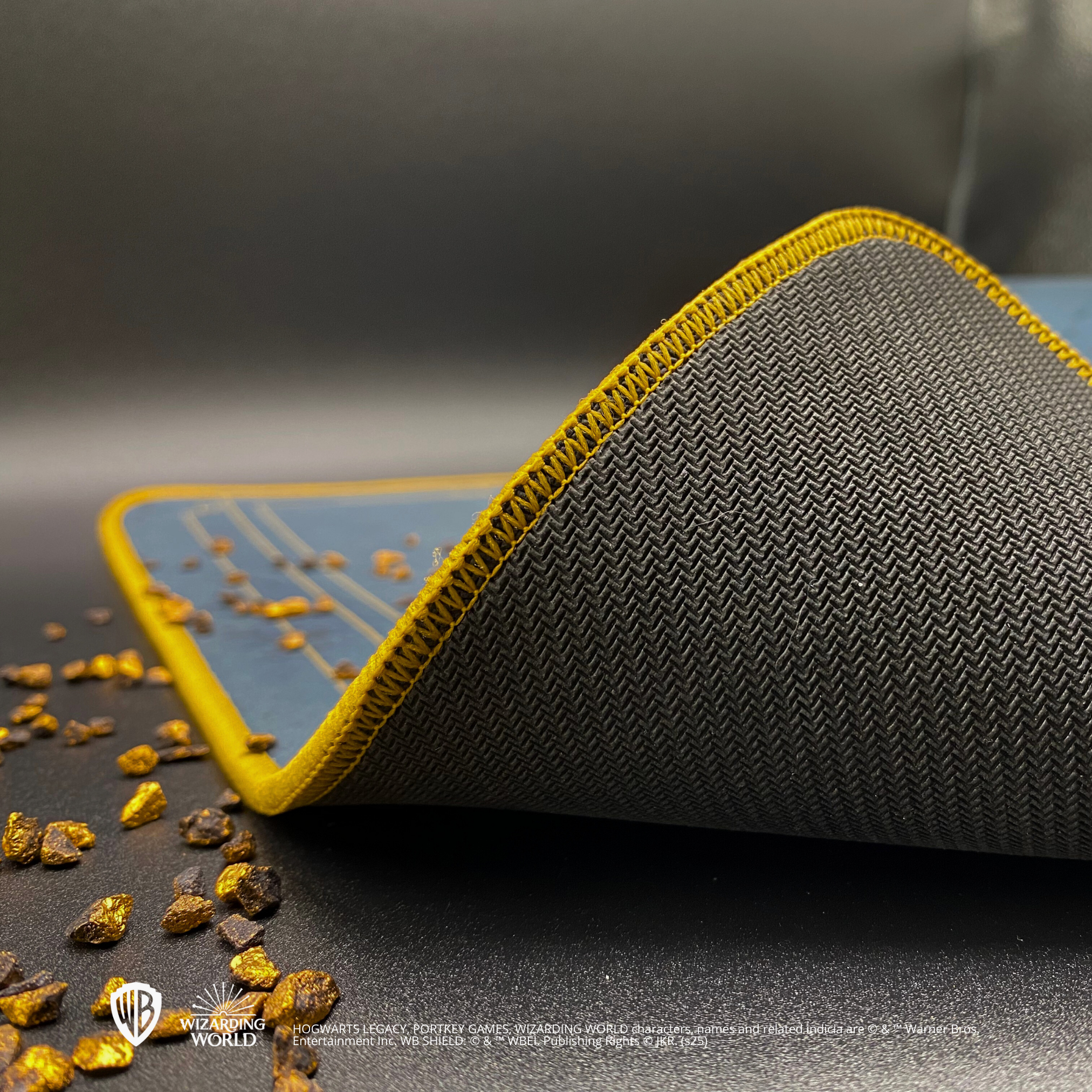 Premium XXL Mouse Pad - Hogwarts Legacy