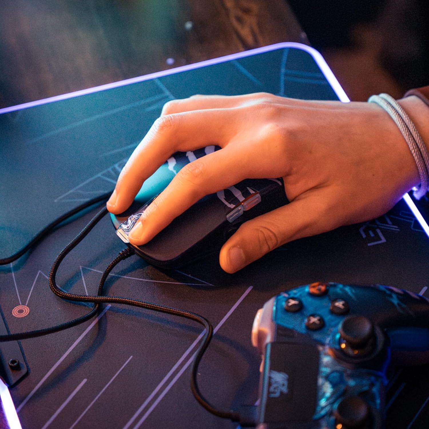 Souris Madara “Destruction” - Naruto Shippuden - Avec joystick de pouce et patins céramiques